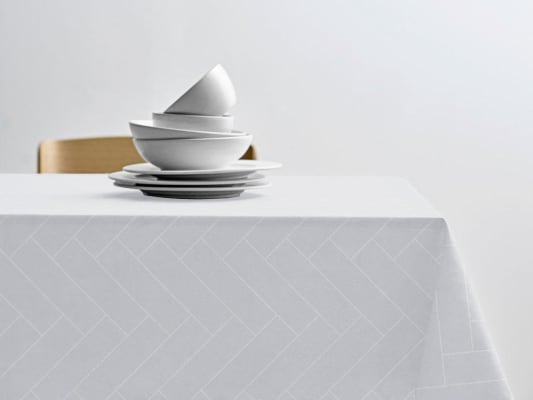 Södahl Dúkur ö160 Tiles damask optical white