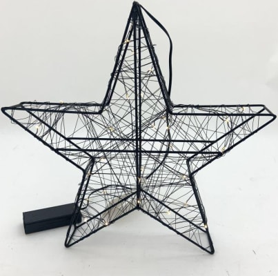 Trendcenter Stjarna 30x4,5cm 30 ljós LED rafhlöður metal black