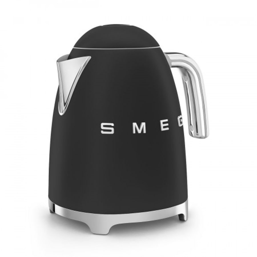 Smeg hraðsuðuketill Retro svartur mattur.