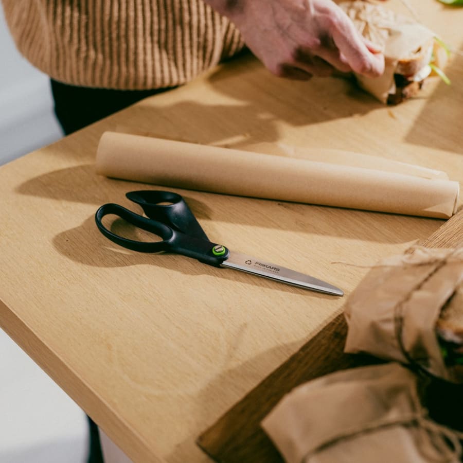 Fiskars FUNCTIONAL FORM skæri almenn 21cm svört