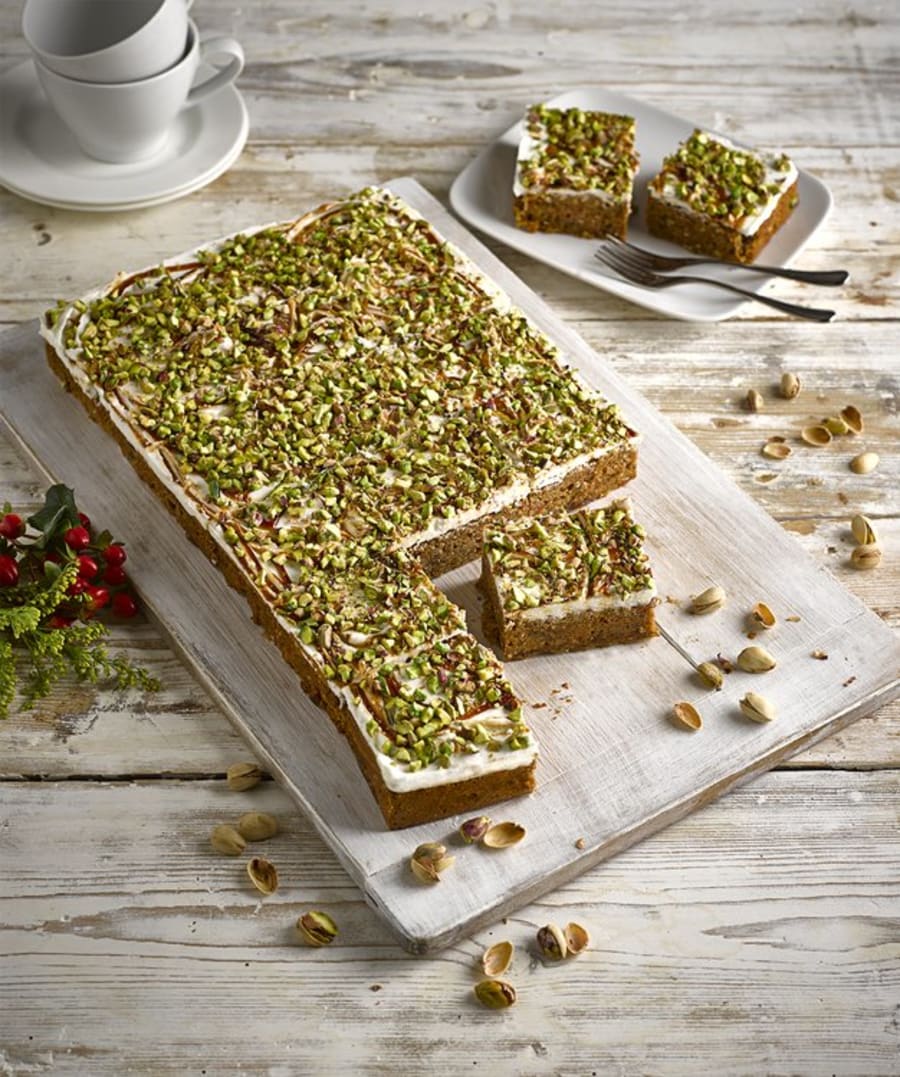 Gulrótarkaka Vegan 18 sneiðar