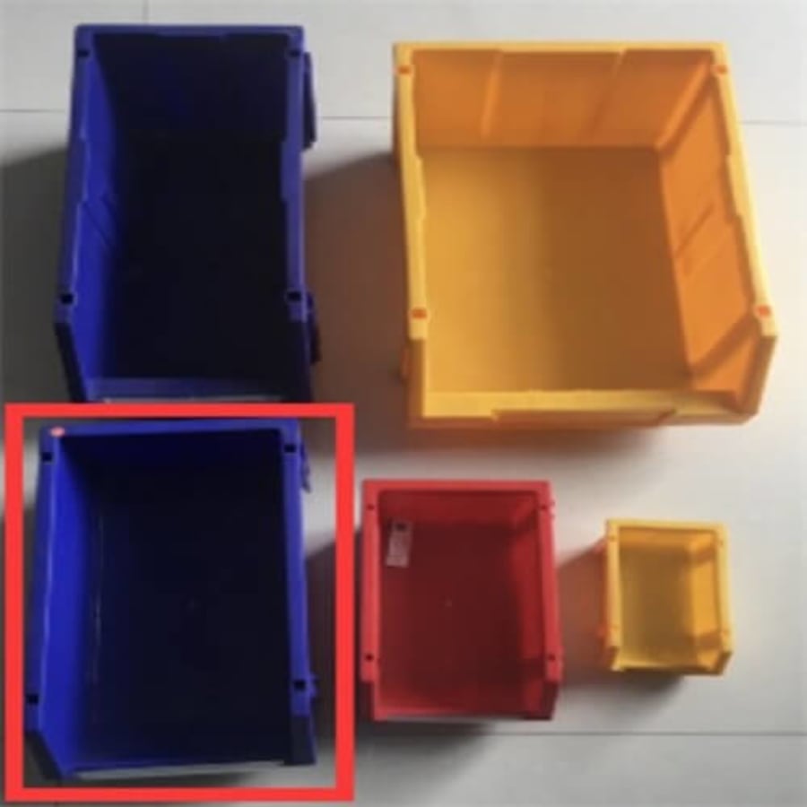 HBE Hilluplastkassi upphengjanlegur 34x20x15cm