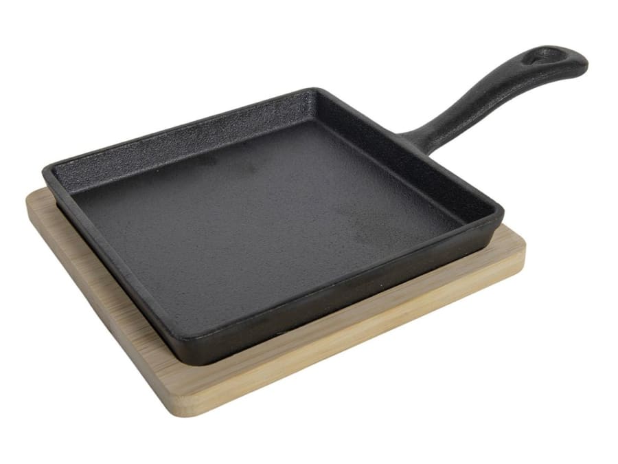Hit Panna pottjárn ferköntuð 14x14cm og viðarplatti