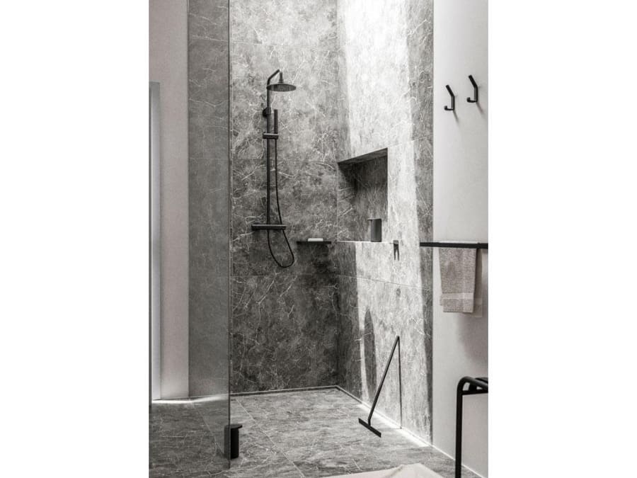 Zone Rim slá fyrir handklæði 44x7,5cm black