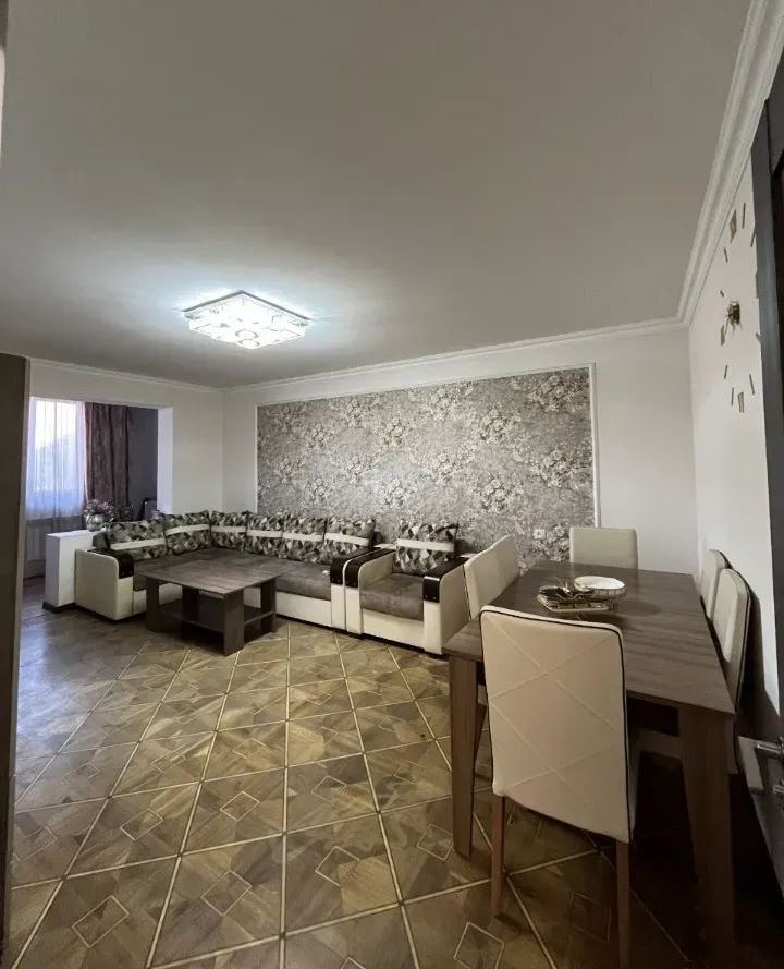 3 ՍԵՆՅԱԿ/ՄԱԼԱԹԻԱ / ԱՌ․ԲԱԲԱՋԱՆՅԱՆ