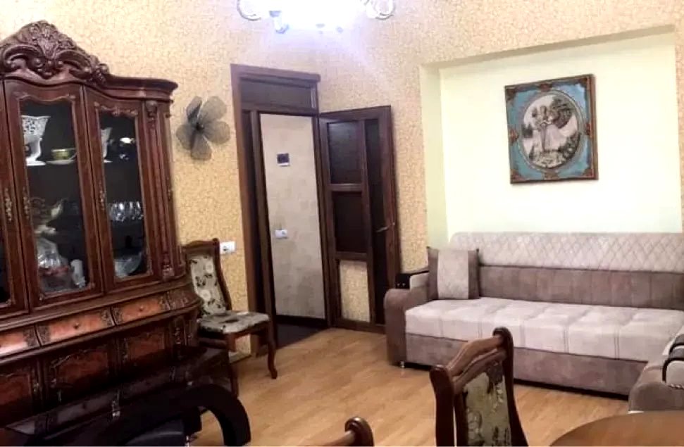 2 ՍԵՆՅԱԿ /ՔԱՐ / ԷՐԵԲՈՒՆԻ