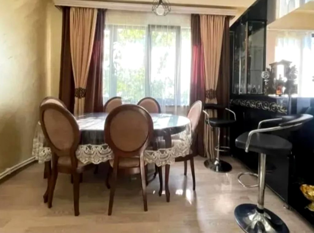 4 ՍԵՆՅԱԿ/ ՄԱՍՆԱԿԻ ԳՈՒՅՔՈՎ