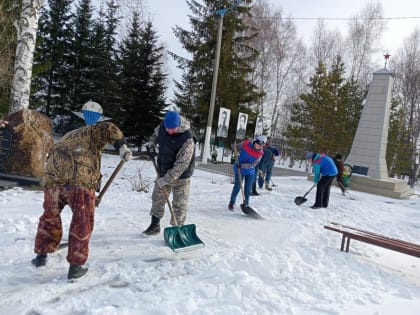 Сергей Цивилев объявил о проведении первого в этом году Всекузбасского субботника