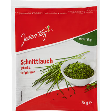 Jeden Tag Schnittlauch gehackt tiefgefroren