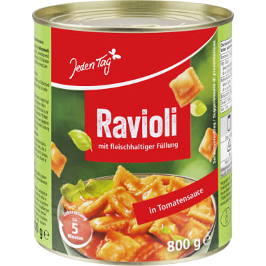 Jeden Tag Ravioli in Tomatensauce