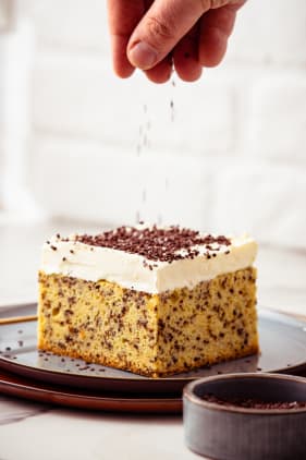Eierlikör-Stracciatella-Kuchen