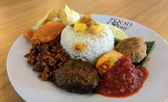 Nasi Padang Rendang - Masakan Rendang