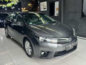 Toyota Corolla 2014 - Miniatura 1