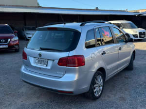VOLKSWAGEN SURAN 1.6 5D  - Miniatura 2