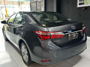 Toyota Corolla 2014 - Miniatura 3