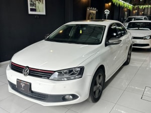 VOLKSWAGEN VENTO 2.5 LUXURY  - Miniatura 2