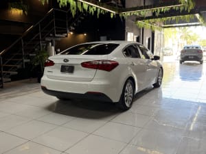 KIA CERATO 1.6 EX 4 PTAS - Miniatura 3