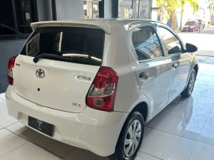 TOYOTA ETIOS 1.5 X - Miniatura 3