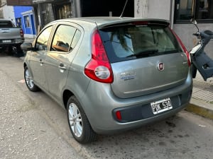 FIAT PALIO 1.6 5 P ESSENCE - Miniatura 4