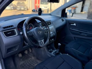 VOLKSWAGEN SURAN 1.6 5D  - Miniatura 4