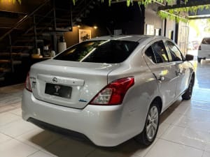 NISSAN VERSA 1.6 ADVANCE PÚRE DRIVE  - Miniatura 3