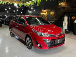 TOYOYA YARIS 1.5 S CVT - Miniatura 1