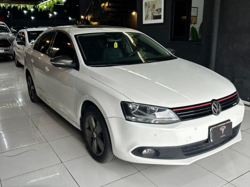 VOLKSWAGEN VENTO 2.5 LUXURY  - Imagen principal