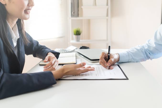 Why Growing Businesses Need an External General Counsel