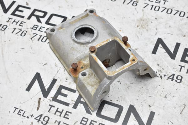 Land Rover LR80 109 Getriebedeckel 528239