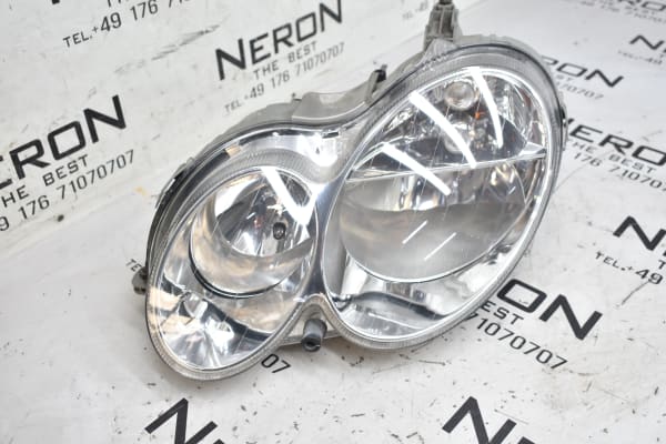 Mercedes CLK W209  Halogen Scheinwerfer Links A2098202761