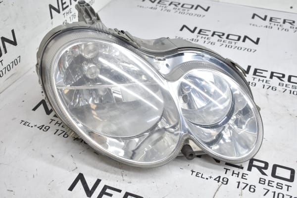 Mercedes CLK W209  Halogen Scheinwerfer Rechts A2098202861