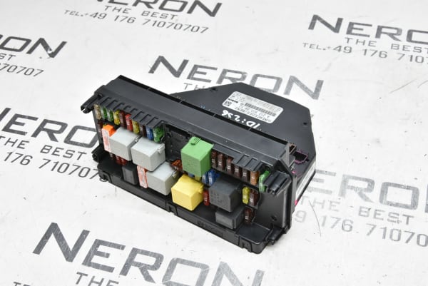 Mercedes C W204  Sicherungskasten Relais Box Steuergerät Modul A2129005812