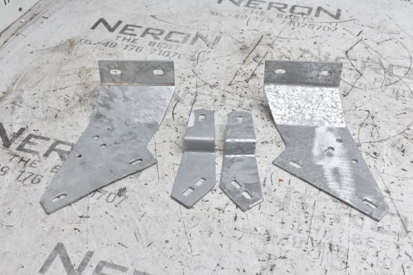 Land Rover 90-130 Body Haltebleche feuerverzinkt NRC7164