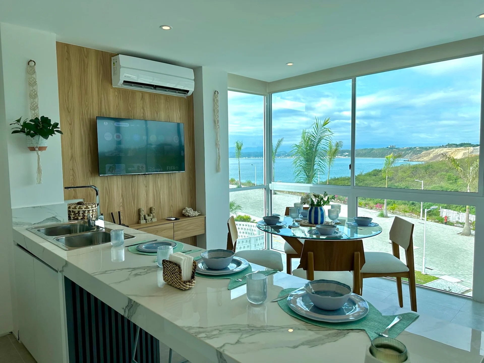 Casa Mare — alojamiento vacacional en Ayangue, Ecuador · 3 habitaciónes · para 7 personas · con piscina privada