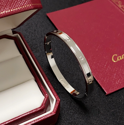Cartier Braclet
