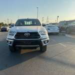 Toyota Hilux DC 4x4 Diesel Auto  thumbnail 2