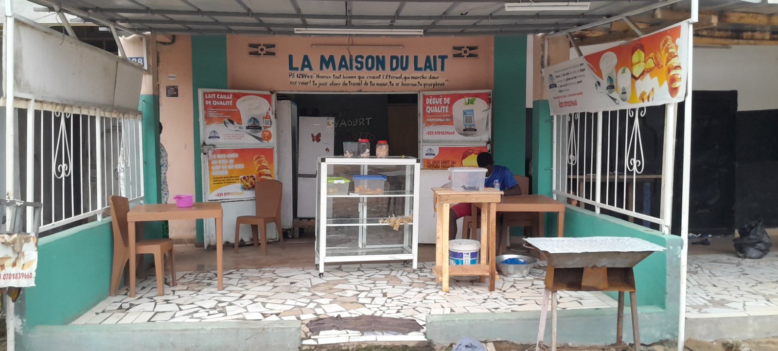 La maison du lait · M'pouto, Abidjan