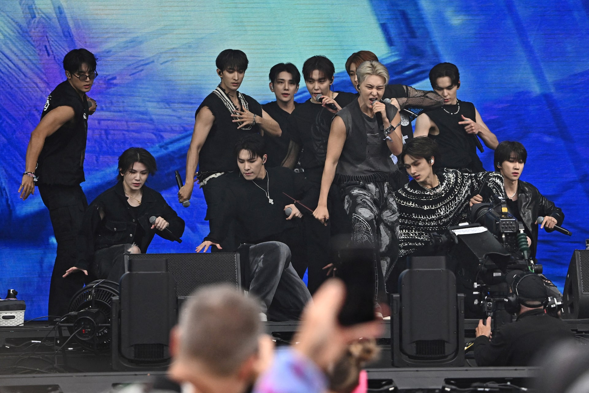 HYBE's House Divided: How SEVENTEEN's BTS Concert Moment Exposes Deep-Rooted Tensions in K-Pop's Super-Conglomerate Era