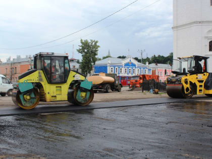 На Соборной площади – новый асфальт