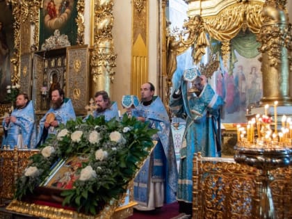 В Свято-Успенском кафедральном соборе прошли торжества, посвященные чтимой иконе Божией Матери «Достойно есть»