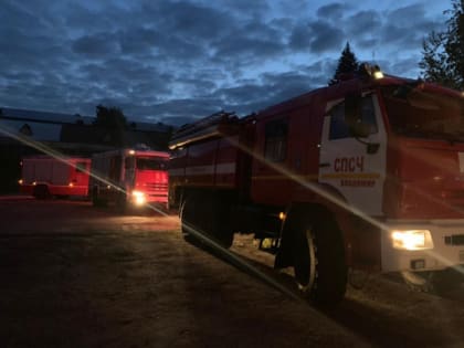 Во Владимире ночью сгорел автомобиль "скорой помощи"