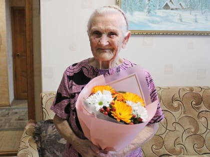 Ветерана Великой Отечественной войны поздравили со 100-летием