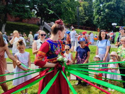 Во Владимире прошел фестиваль «Владимирская вишня»