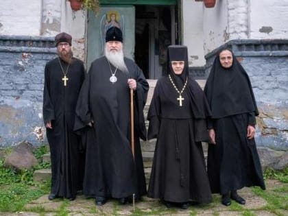 Высокопреосвященнейший митрополит Владимирский и Суздальский Тихон посетил Свято-Никольский монастырь в селе Санино