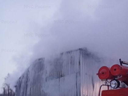 Утром во Владимирской области загорелся производственный цех