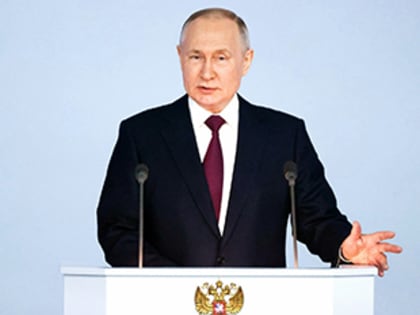 Александр Авдеев:  «Президент поставил задачу строить прочную самодостаточную экономику,  не подстраиваясь  под диктуемые Западом условия»