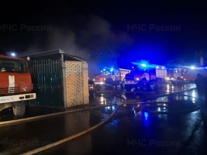 За вечер и ночь во Владимирской области сгорели два дома и склад