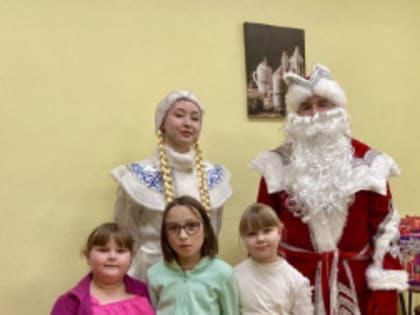 Подарки и поздравления от Губернатора А.А. Авдеева