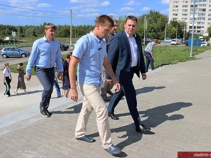 Дмитрий Наумов проверил готовность школы №42 в мкр. Юрьевец к новому учебному году
