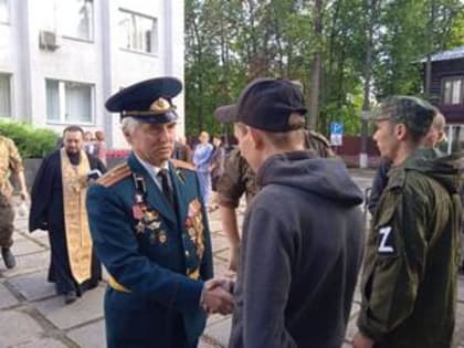 Ковровских контрактников-новобранцев отправили в воинские части